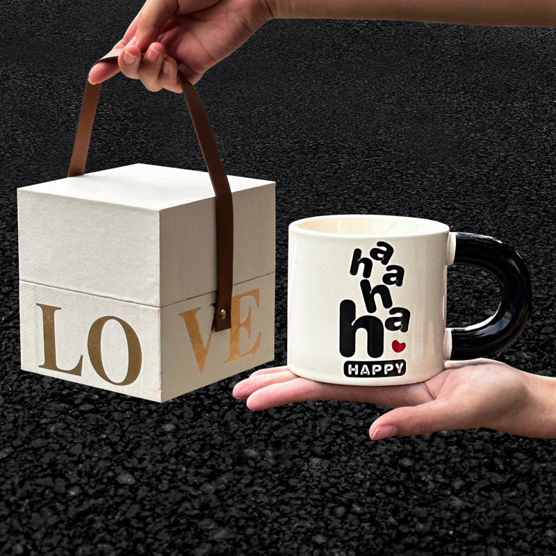 生日礼物女生简约字母马克杯送闺蜜高级感杯子创意伴手礼情侣杯男