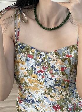 显白绿色串珠项链颈链女碧玉色新中式元宝扣锁骨链小众高级感2024