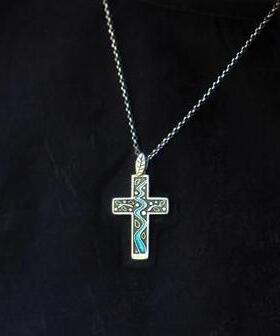 十字架吊坠Jojo同款溪水旁 法式别致项链送祝福卡与礼盒