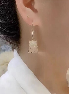 气质绿色水晶耳环女小众设计感