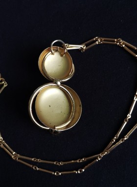 Vintage Vendome 金色葫芦吊坠长项链