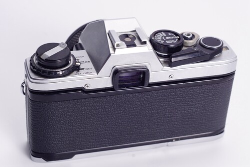 奥林巴斯 OLYMPUS OM 10 MC 50/1.8 相机 胶片单反关联OM 1 2 - 图1