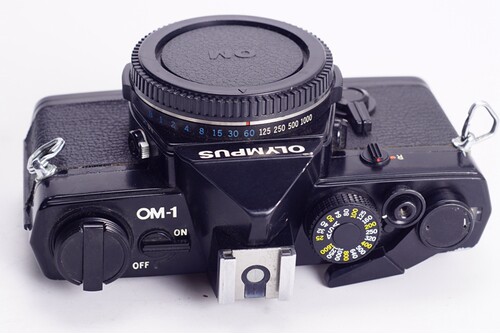 奥林巴斯 OLYMPUS OM1 黑漆机械胶片单反相机单机日期后背 可配50 - 图0