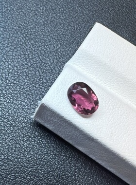 1.27ct红色碧玺卢比莱椭圆形晶体干净颜色玫红6*8mm