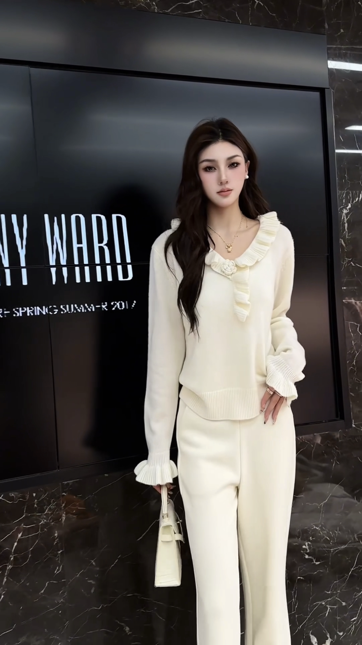 欧洲站2025冬季新款v领荷叶边拼接时尚百搭甜美减龄针织衫上衣女