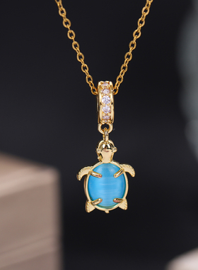 钛钢链条铜镶皓吊坠小动物项链