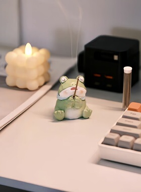 许愿青蛙祈运摆件工位布置好物件