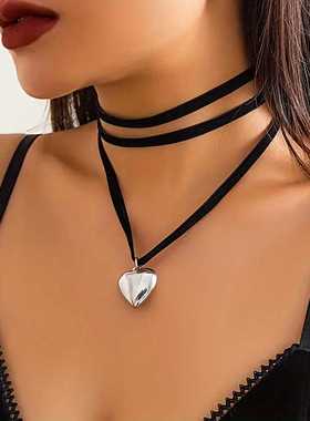 爱心吊坠黑色韩国绒绑带项链华丽抽拉可调节时尚个性性感绒布项圈