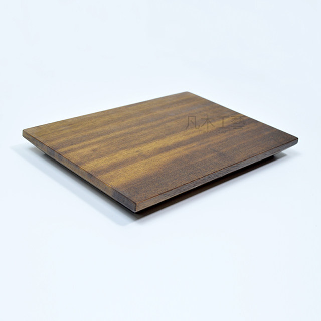 Free lettering tray supports customization