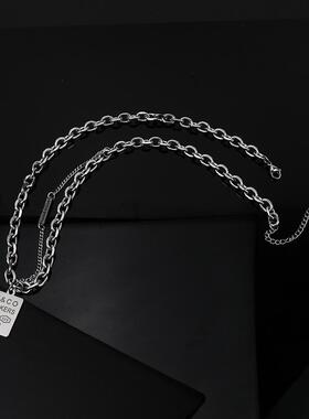 字母方牌项链女生短款颈链不褪色