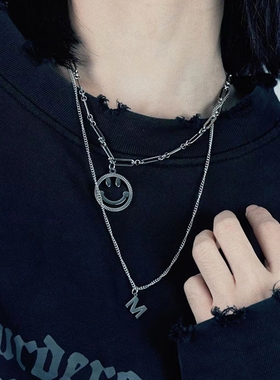 M字母双层折叠笑脸项链女配饰