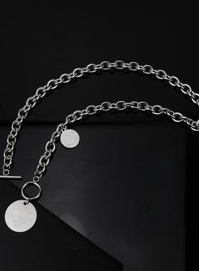 项链项链女2025新款love牌锁骨链