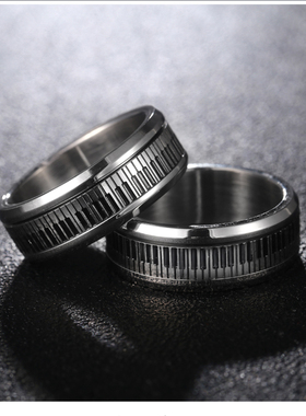 韩版时尚钢琴转动戒指男士钛钢食指环个性潮男戒子学生尾戒配饰品