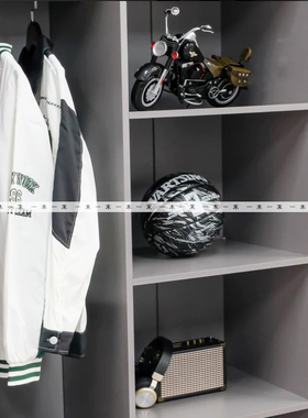 样板房男孩房衣柜套装摆件