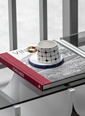 客厅茶几克莱茵蓝咖啡杯