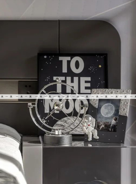 儿童房太空主题题衣服套装