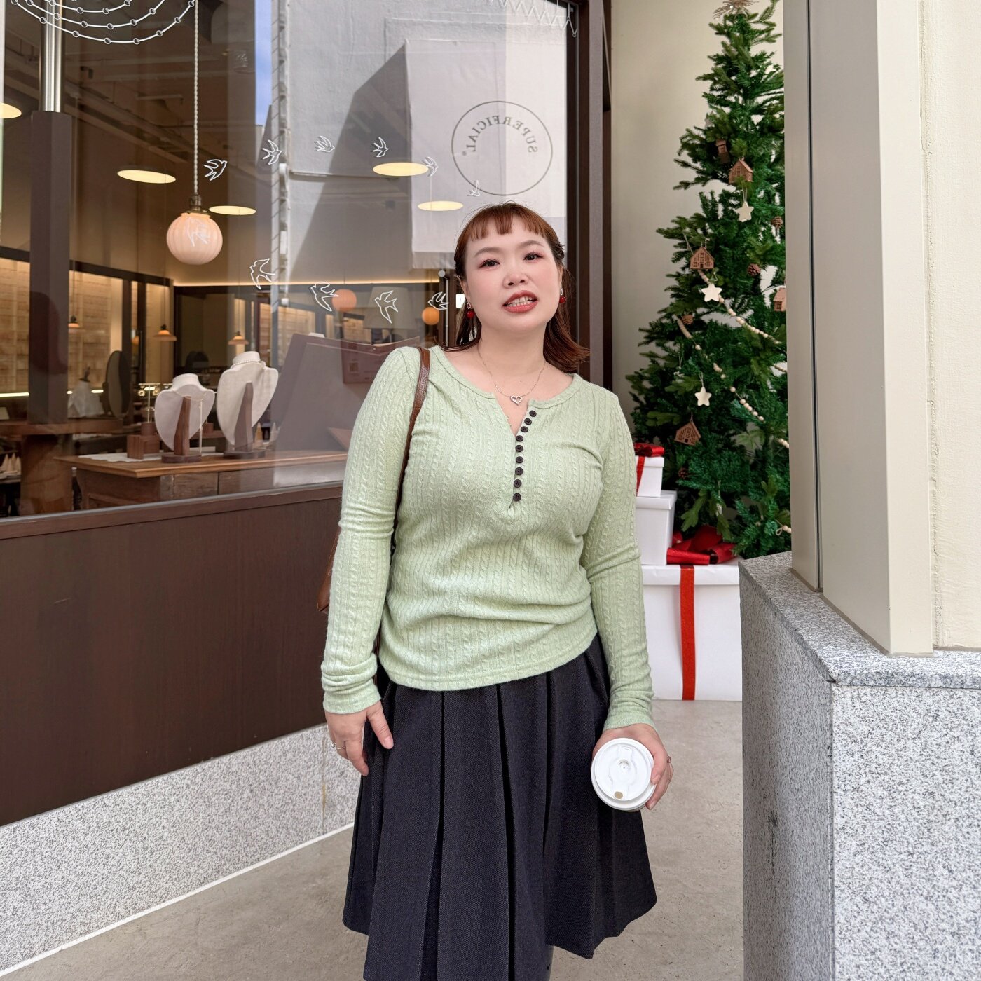 精灵家微胖2025冬季新款大码女装复古内搭单排扣打底衫毛衣针织衫,淘宝优惠券,粉丝福利购,淘宝优惠卷