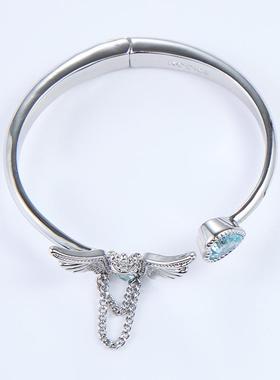 KODICE银色镶钻翅膀活口手镯