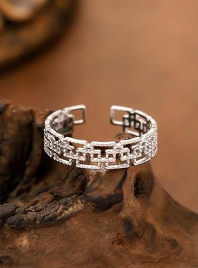 轻奢复古镂空钛钢开口戒指