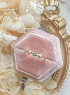 925银橄榄石甜美花朵切面戒指