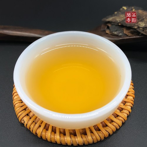 福鼎白茶金砖贡眉2010陈年高山正宗日晒茶叶枣香寿眉老白茶砖500g - 图1