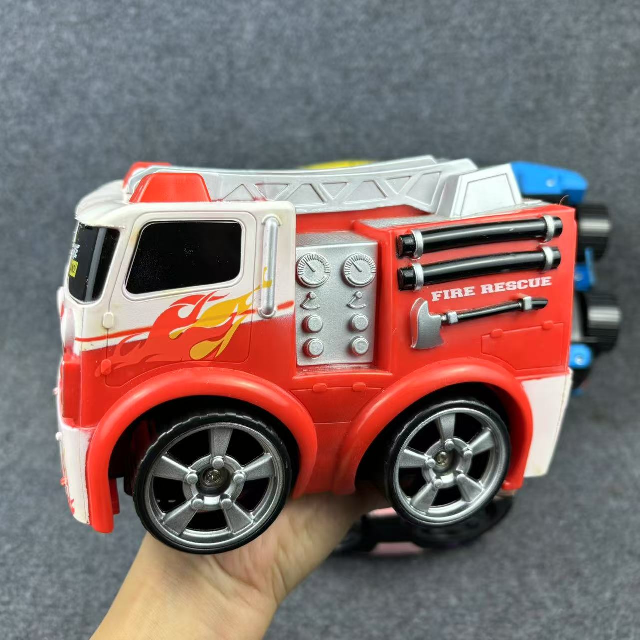 外单出口儿童玩具车软胶壳消防车校车耐碰耐摔玩不坏 - 图3