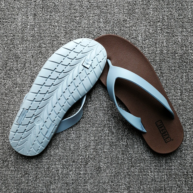 MIXSTAR natural rubber flip-flops for men