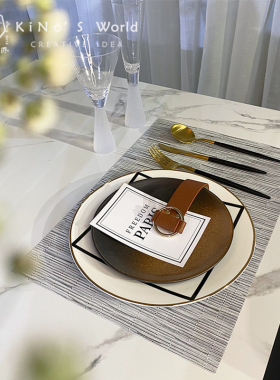 轻奢风线条样板房间餐具装饰品