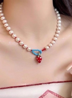 多巴胺红色草莓珍珠项链女小众甜美前扣锁骨链choker可爱童趣
