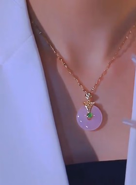 新中式国风粉色平安扣吊坠项链女2025新款潮小众轻奢不掉色锁骨链