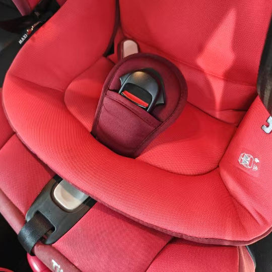 Car safety seat replacement crotch protector snap bag