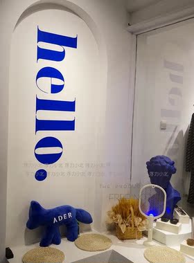 hello英文字母墙贴纸克莱因蓝色奶茶咖啡服装店玻璃门橱窗装饰
