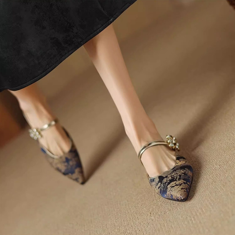 新中式提花水钻低跟半拖鞋女夏季新款一字粗跟尖头懒人包头凉拖鞋,淘宝优惠券,粉丝福利购,淘宝优惠卷