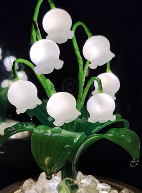 铃兰小夜灯充电人体感应浪漫遥控