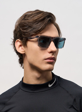 Nike方形运动户外休闲太阳镜