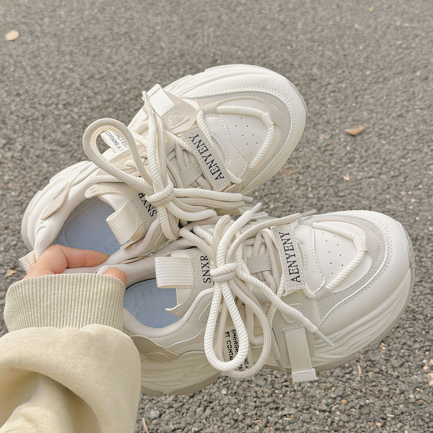 街拍厚底老爹鞋女2026新款配阔腿裤的鞋子ins潮百搭小白鞋运动鞋,淘宝优惠券,粉丝福利购,淘宝优惠卷