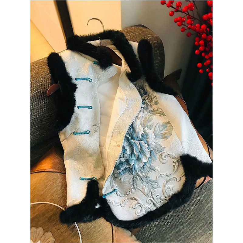 2025年秋季新款气质改良保暖旗袍领唐装上衣文艺复古中国风短马甲 - 图2