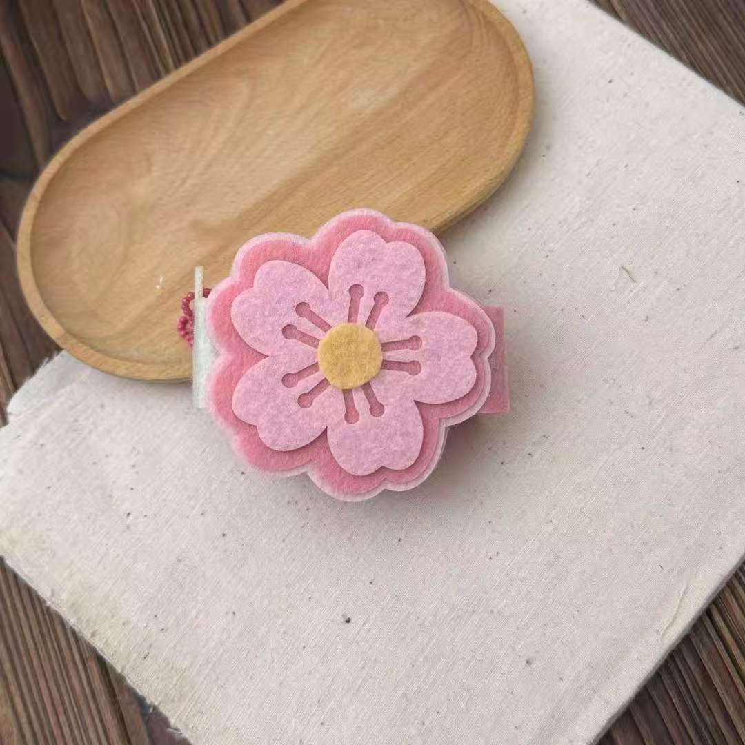 小红书同款不织布兔子樱花月饼小相册可爱少女心毛毡手工成品卡册 - 图1