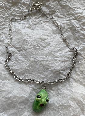 StarryCat原创自制ins绿色外星人吊坠搞怪奇怪小众创意钛钢项链