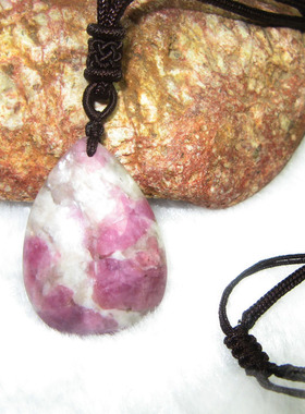 碧玺梅花古旧风格国画韵味吊坠