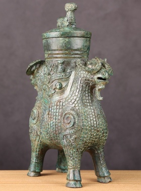 三羊尊古青铜器盛酒器酒樽纯铜工艺品摆件复古家居精美礼品