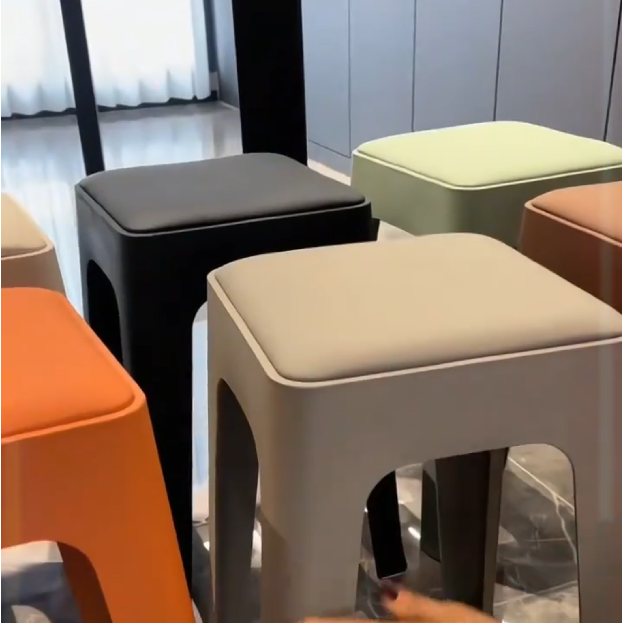 化妆凳换鞋凳门口可坐网红款家用加厚方凳简约圆凳结实耐用塑料凳,淘宝优惠券,粉丝福利购,淘宝优惠卷