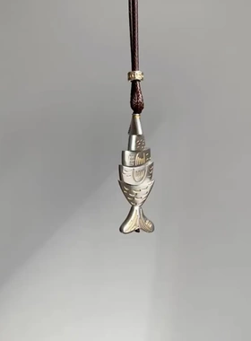 复古银色拼接小鱼编绳项链高级感精致小众独特设计感锁骨链颈链