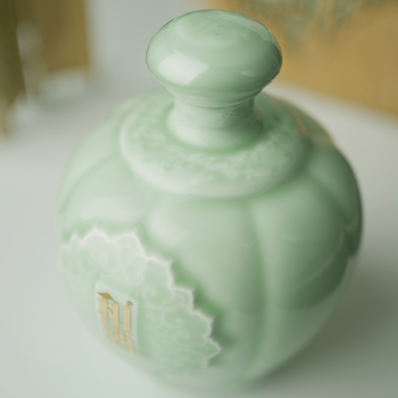 和酒 黄酒上海老酒 玉莲瓜楞30 龙泉青瓷瓶礼盒装750ml