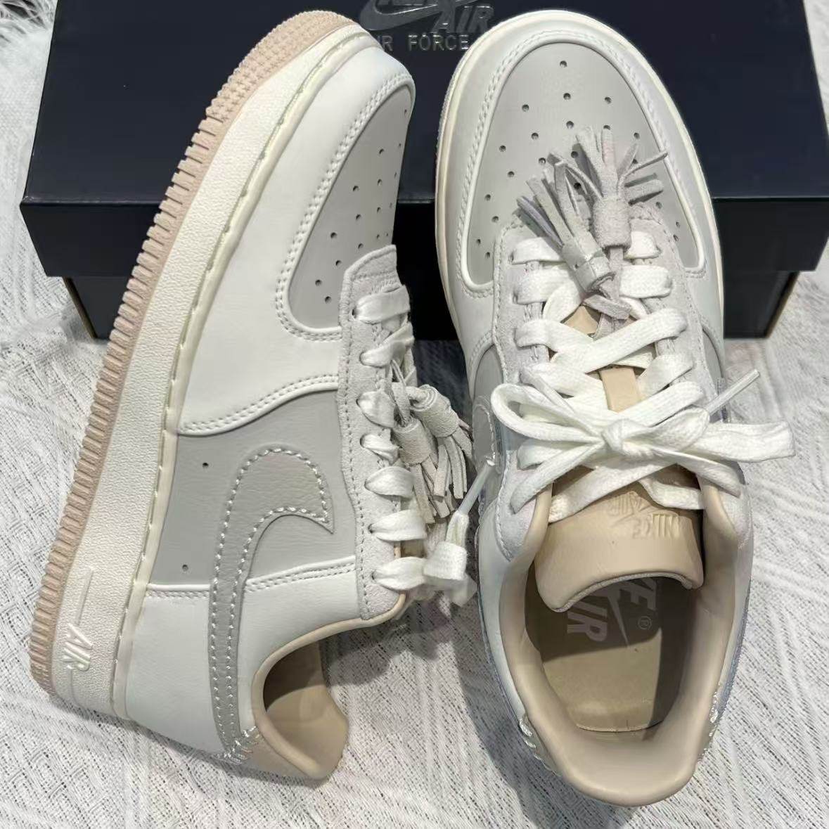 Nike Air Force 1 '07女子米粉色舒适百搭防滑低帮板鞋HV1813-001,淘宝优惠券,粉丝福利购,淘宝优惠卷