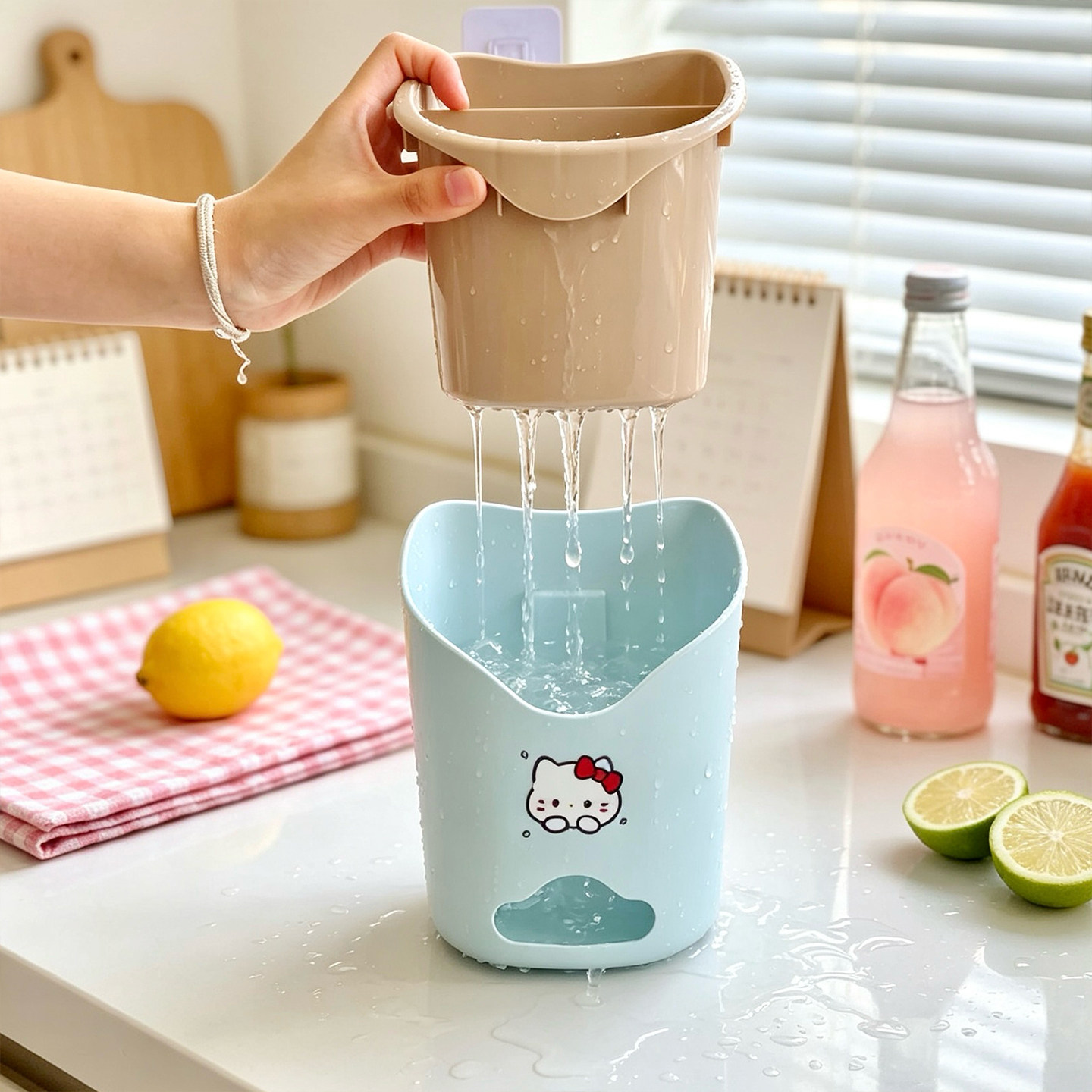 Kitchen chopstick box new large-capacity storage rack multi-functional chopstick cage rack drain storage household wall-mounted chopstick barrel