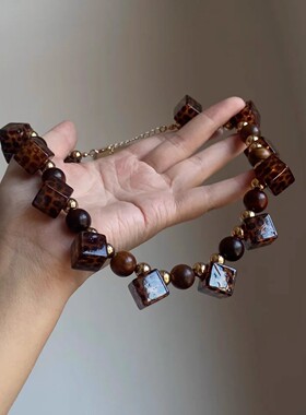 焦糖方块~深棕色豹纹方块串珠项链女时髦辣妹风锁骨链颈链配饰