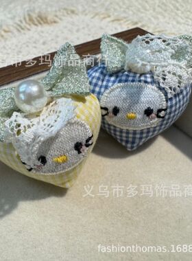 2026新款卡通可爱充棉立体草莓手机壳箱包胸针钥匙扣儿童服装辅料