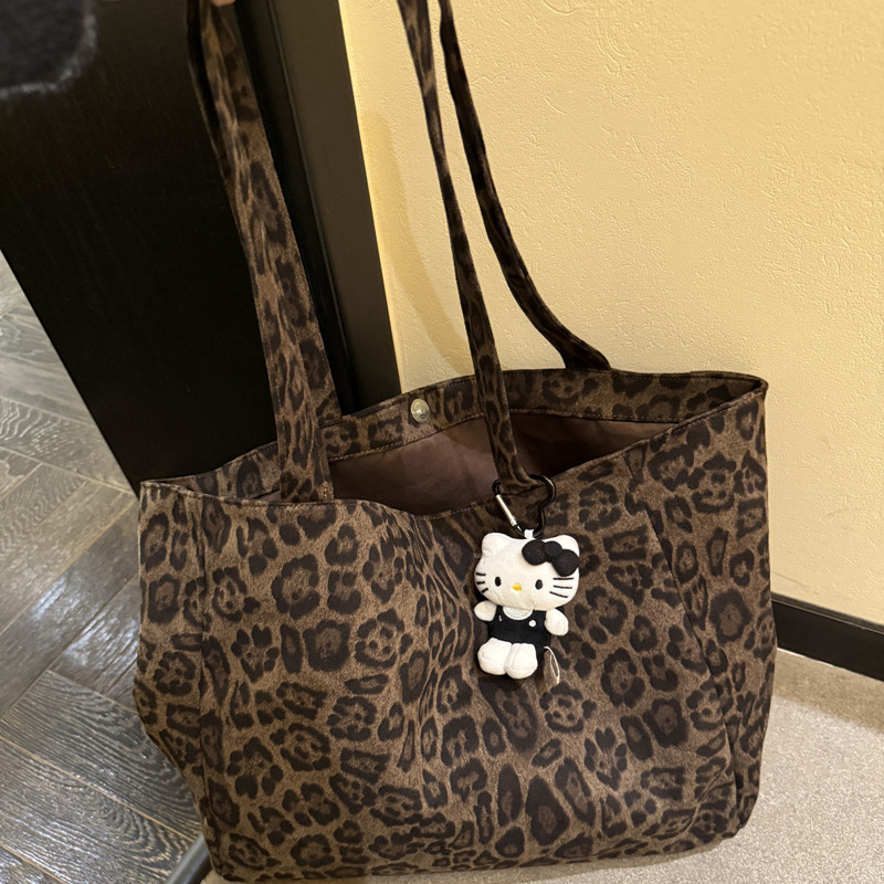 新款豹纹帆布单肩包女大容量新款通勤百搭托特包大学生上课腋下包,淘宝优惠券,粉丝福利购,淘宝优惠卷