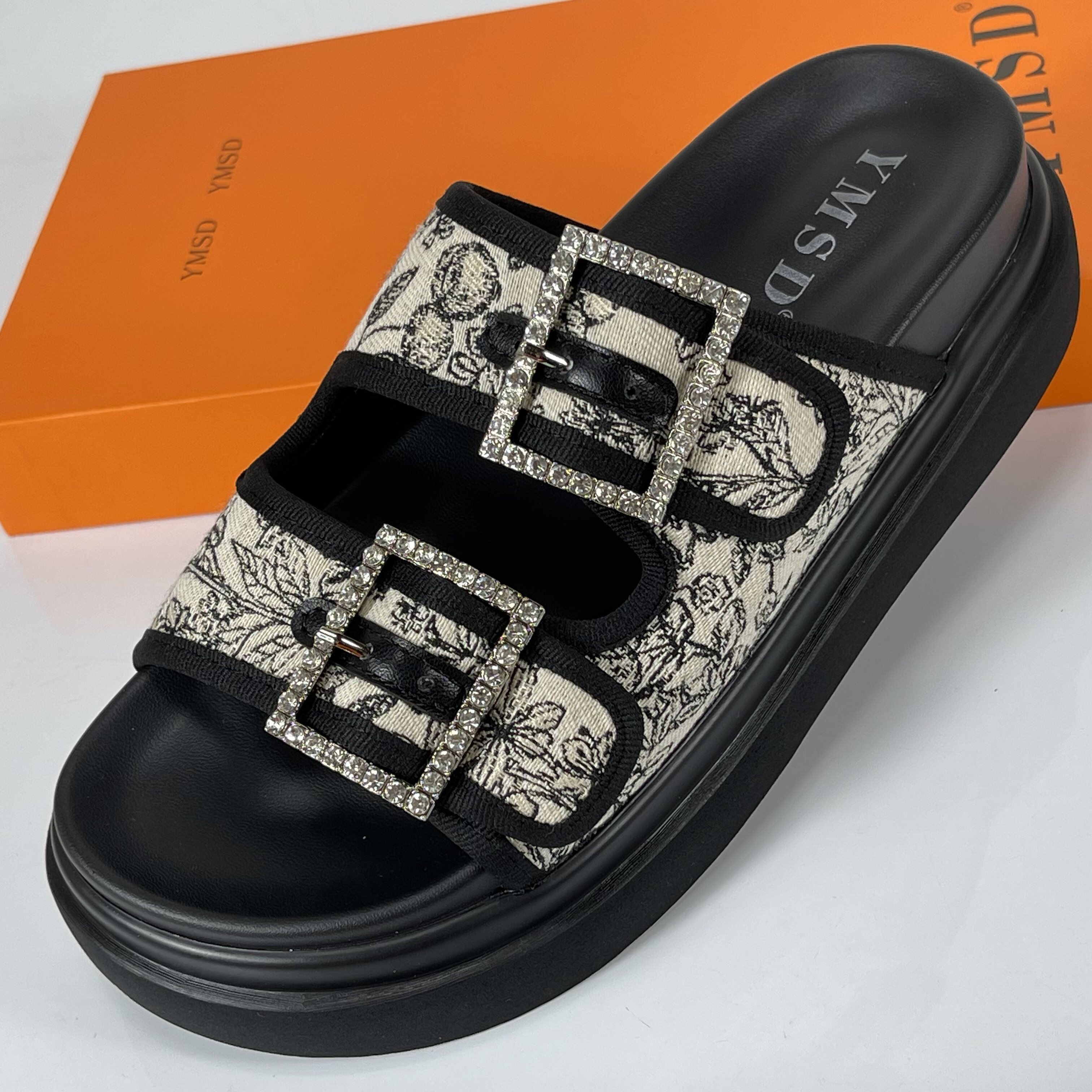 国风刺绣厚底拖鞋女外穿2025夏新款配裙子水钻皮带扣轻便沙滩凉拖,淘宝优惠券,粉丝福利购,淘宝优惠卷